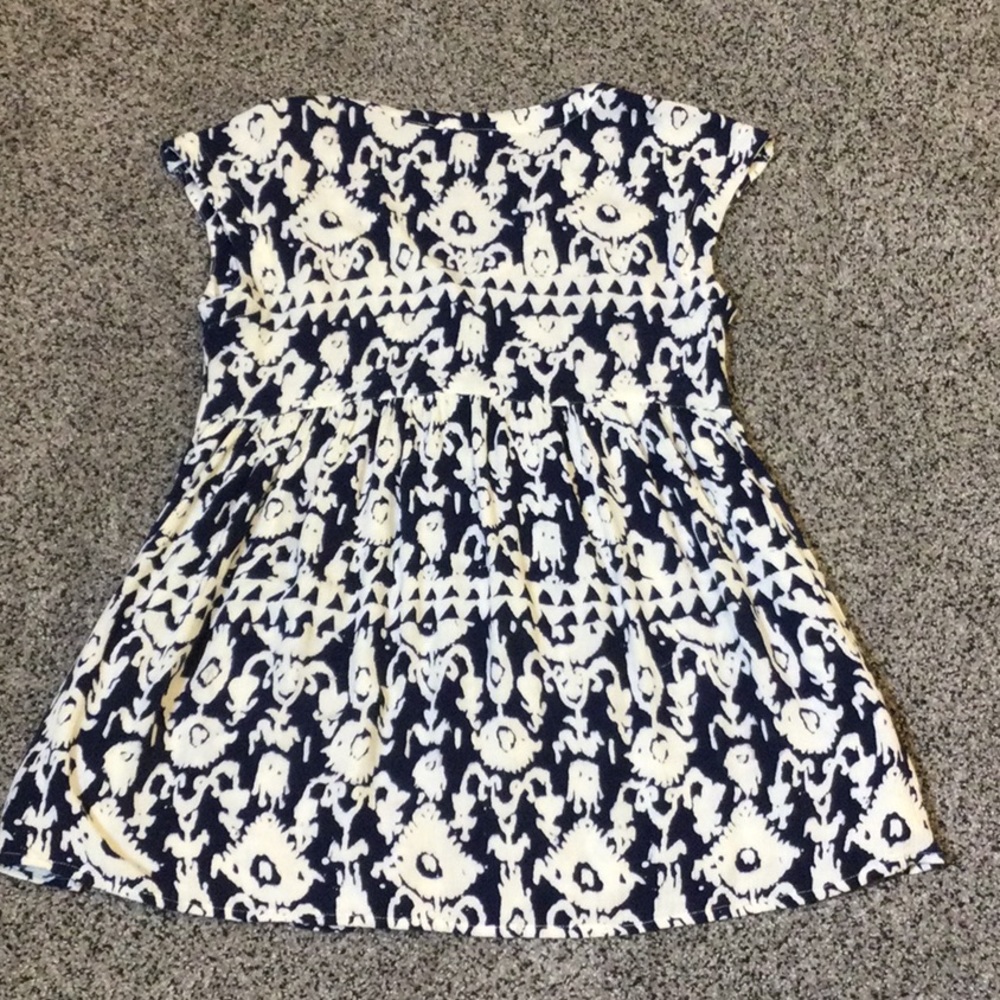 XS Anthro/Victoria Virginia navy Aztec top - Picture 4 of 15